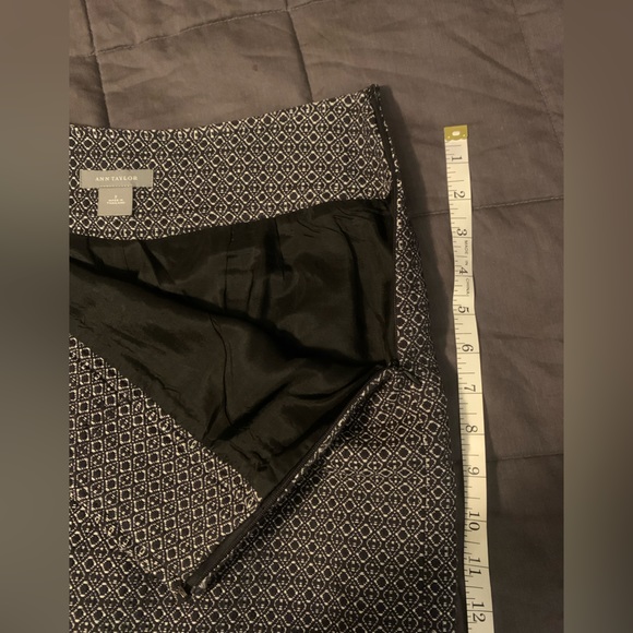 Ann Taylor womens size 2 skirt - Picture 5 of 7